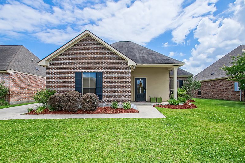 1st image of 40333 Crestridge Dr