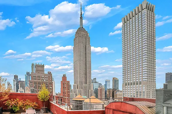 Rented by Compass | media 42