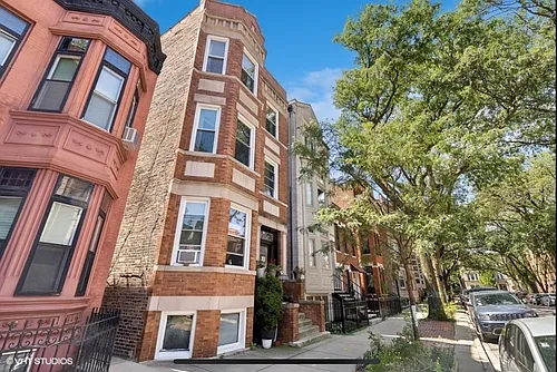 1435 W Lexington St Photo 1