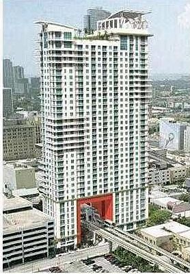 5th image of 133 NE 2nd Ave APT 511