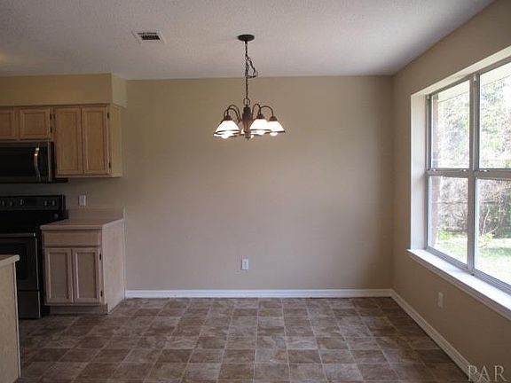 3rd image of 3059 Myrshine Dr
