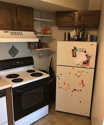 2nd image of 920 Maine St #2