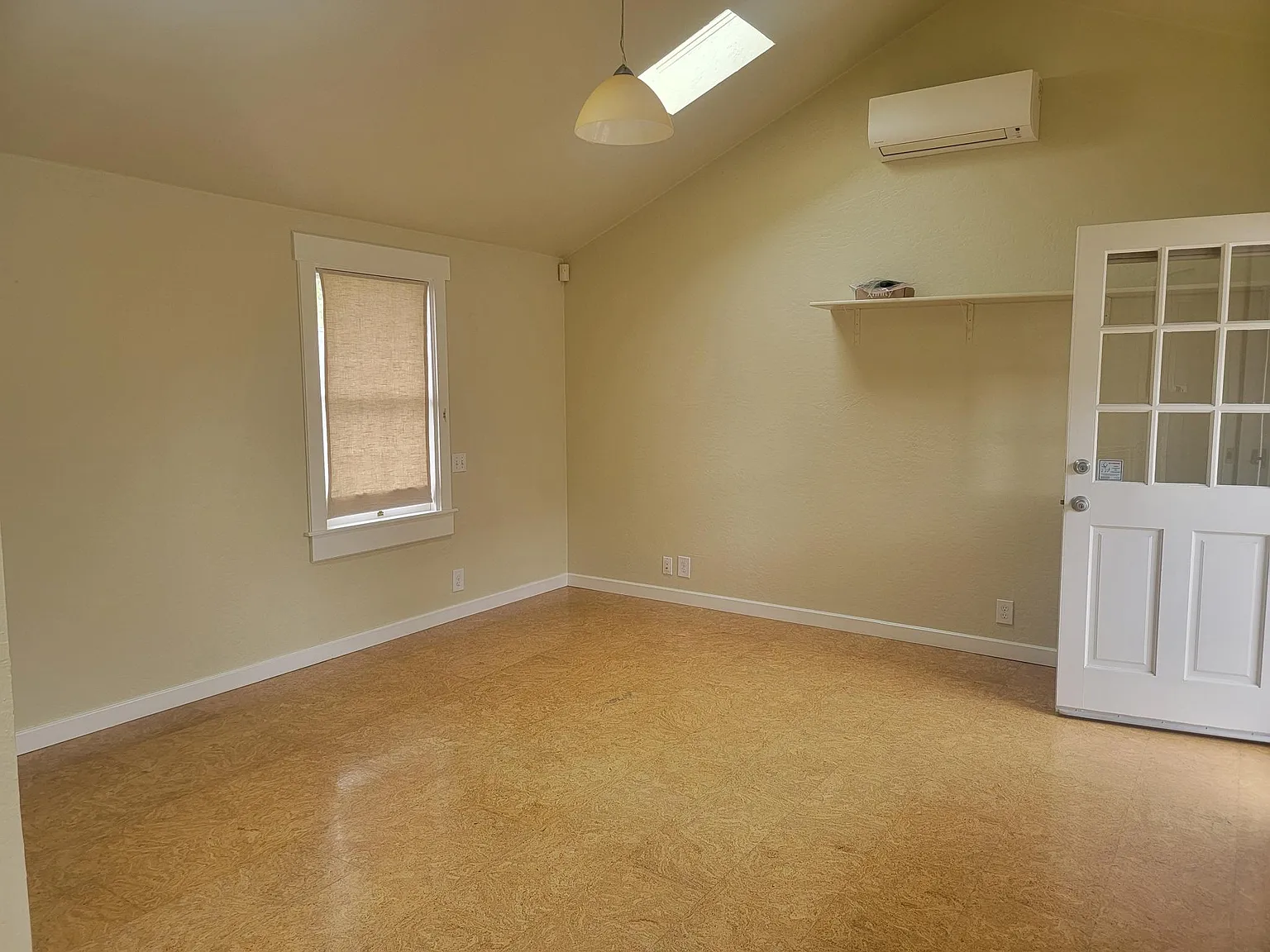 1001 Spring St — Photo 2