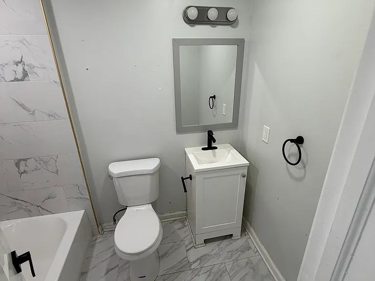 323 S Lehigh St — Photo 7