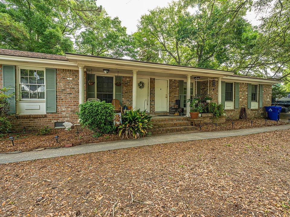 1st image of 704 Marlin Ln