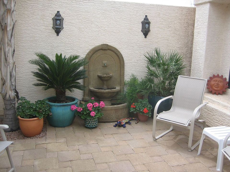 restful courtyard