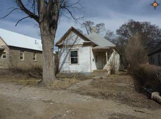 520 Moulton Ave, Raton, NM 87740