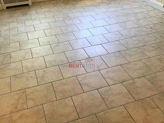 5th image of 455 W 50th St APT 5