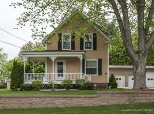 24 Fulton St, Auburn, ME 04210
