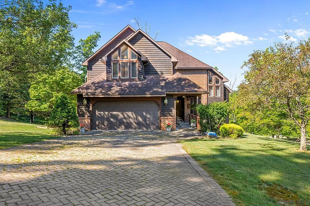 322 Graystone Ln photo 1