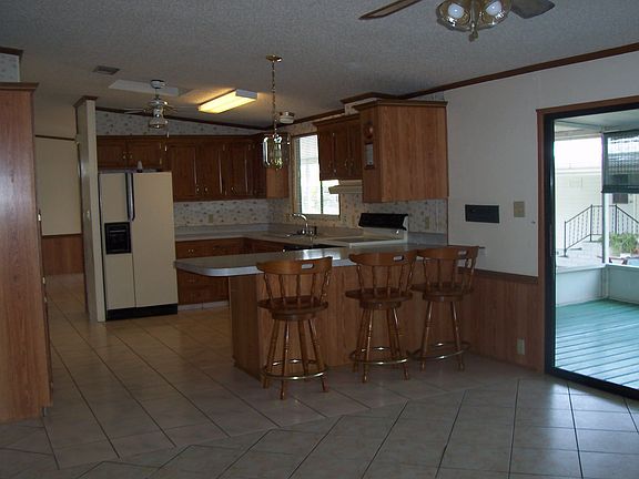 2nd image of 5830 Coventry Dr