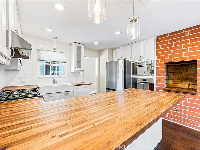 16311 Woodstock Ln — Photo 14
