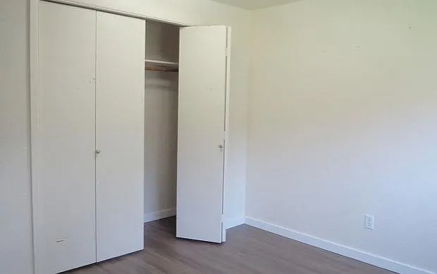 3925 NW Walnut Pl — Photo 2