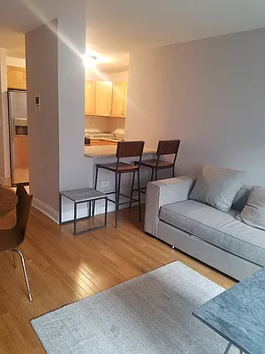 Rented by Stellar Management | media 6