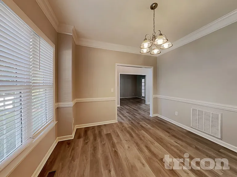 10214 Blackstock Rd — Photo 4