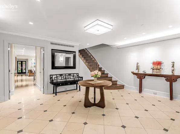 19 East 92nd Street image 2 of 26