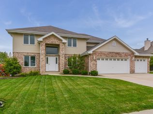 920 Karen Ln, New Lenox, IL 60451