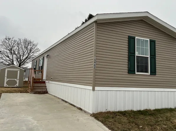 2 Bed 2 Bath Single Section Plan, Rivers Edge