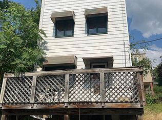 2706 Holbrook St, Pittsburgh, PA 15212