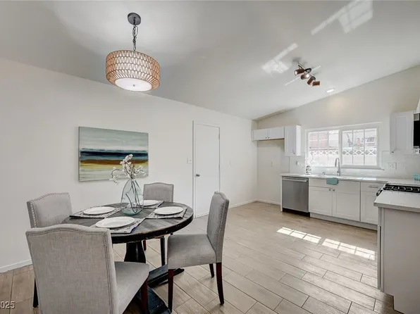 4496 Skyview Dr, Las Vegas, NV 89104