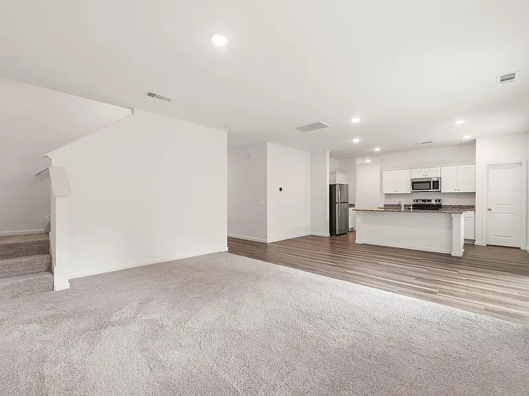 3603 Admiralty Dr — Photo 14