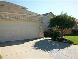 3rd image of 4719 Topaz Ln