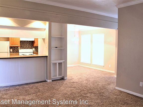4th image of 123 Heritage Ln APT 203