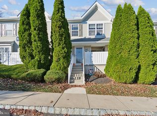 252 Flagstone Rd, Chester Springs, PA 19425