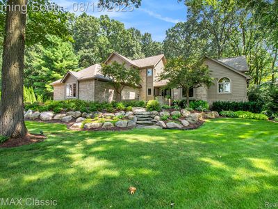 1105 Winding Way Ct, Milford, MI, 48381