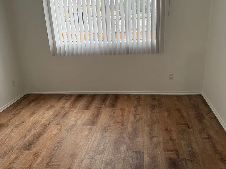 1st bedroom