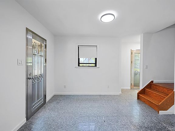 5th image of 1010 Polk Avenue