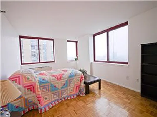 Sold by Douglas Elliman | media 10