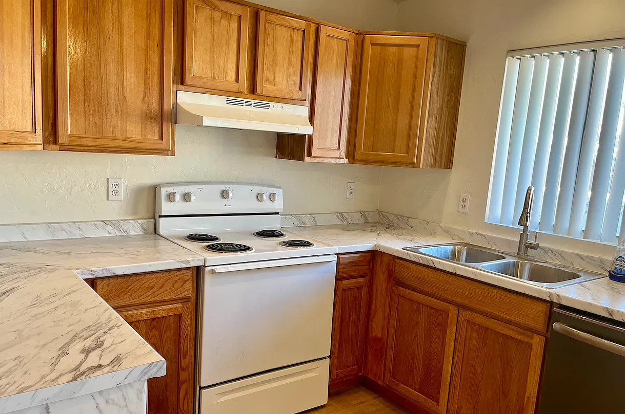 3 bed, 1550 sqft, $1,600 — Photo 3