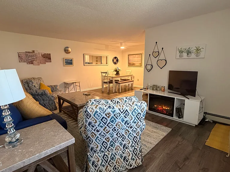 69 Wharfside Dr — Photo 3