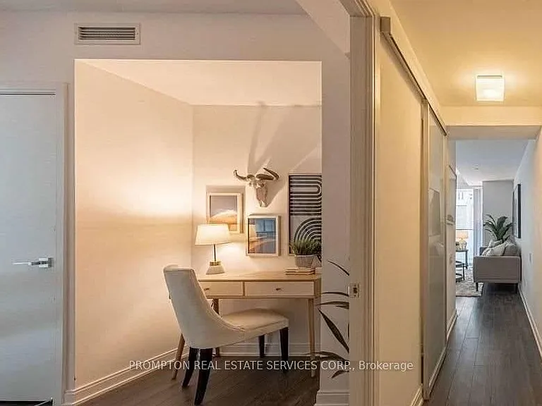 42 Charles St E #607 — Photo 5