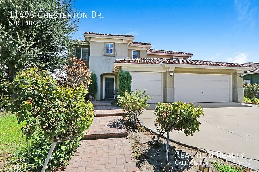 11495 Chesterton Dr