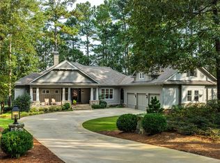 2591 Parrotts Pointe Rd, Greensboro, GA 30642