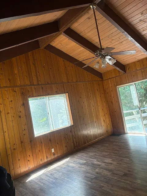 3 bed, 1200 sqft, $2,100 — Photo 3