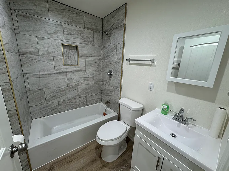 6461 Winnetka Ave #ADU — Photo 15