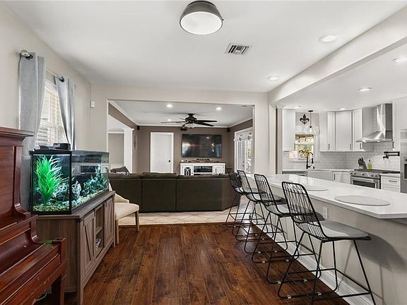5th image of 1608 Hall Ave