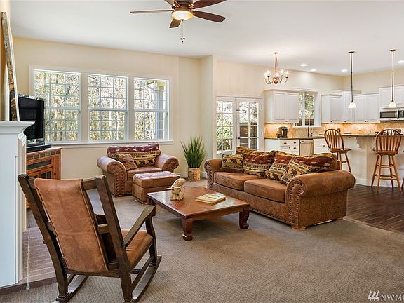 5th image of 2901 SE Shapley Hill Way