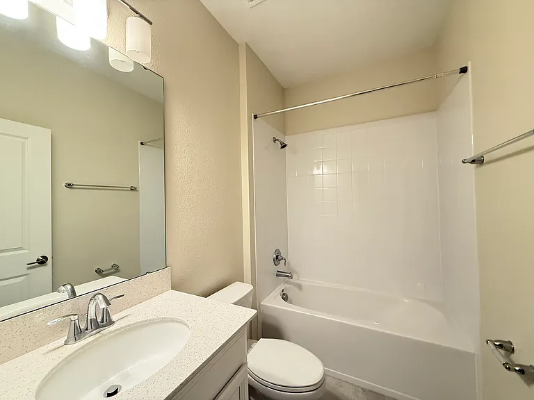 4439 Seven Canyons Dr — Photo 15