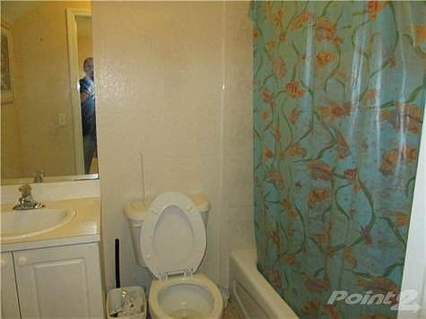 5th image of 11434 NW 93rd Ct #3