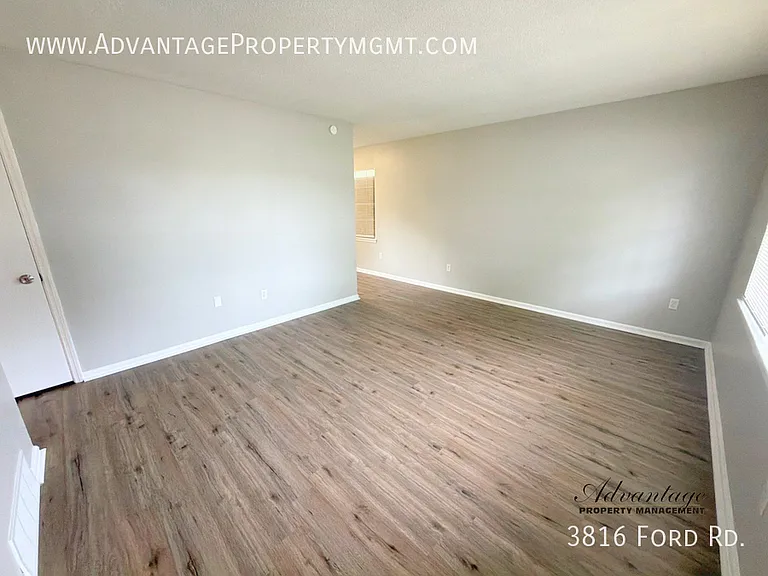 3816 Ford Rd — Photo 3
