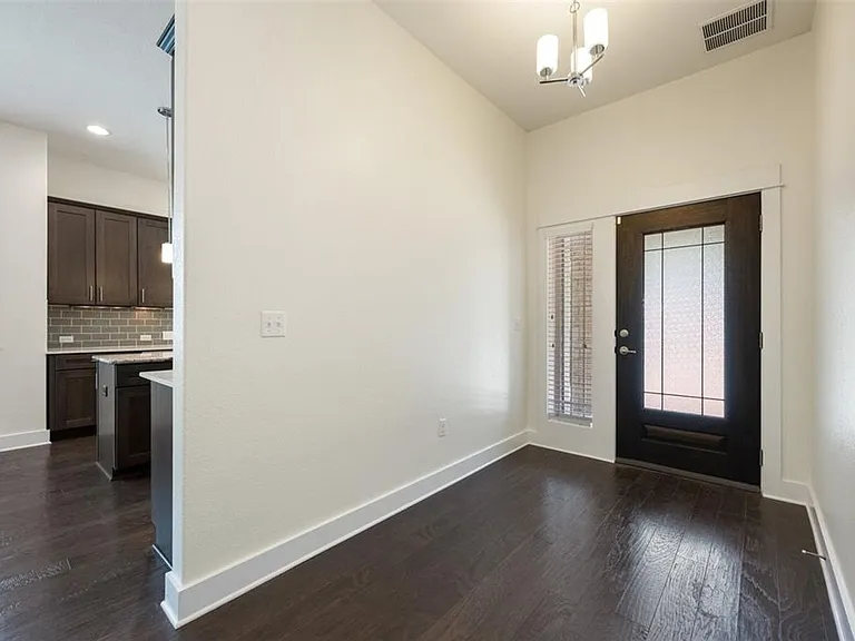 5407 Link Ave — Photo 7