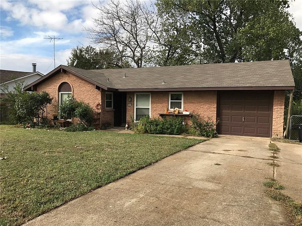 1st image of 2525 Whippoorwill Dr