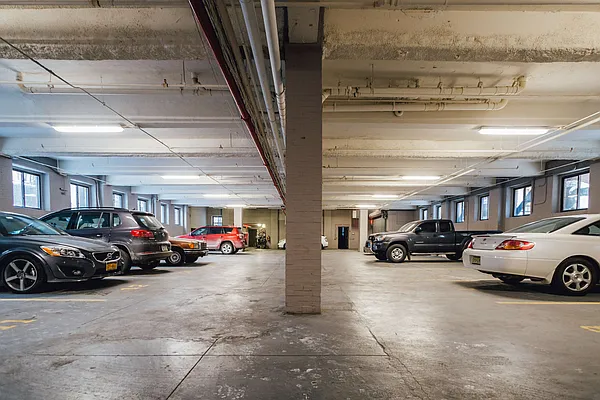 Rented by Nooklyn NYC LLC | media 75