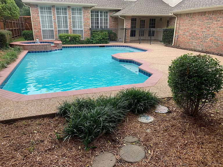 5741 Ridgehaven Dr — Photo 2