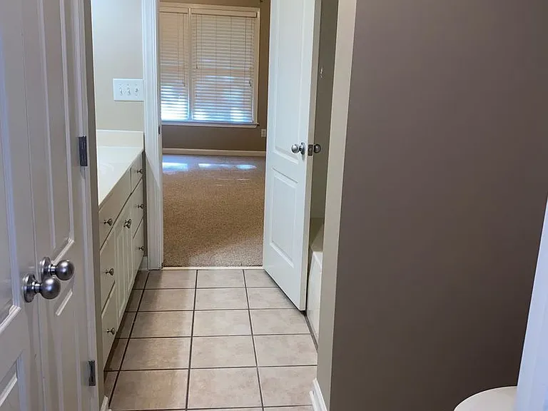 2526 Acton Park Ln — Photo 8