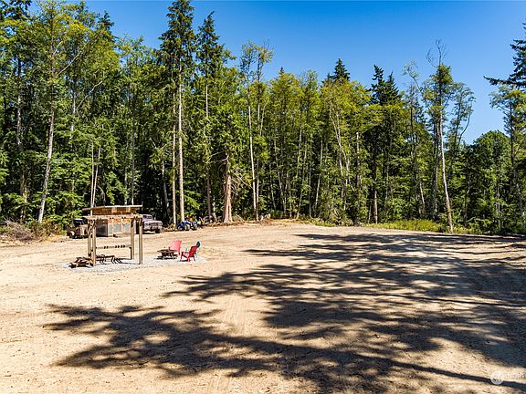 2nd image of 91 Acreage Lane